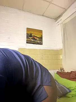 Snapshot of Pinepool21 chatting on 09.26.25 Pinepool21 online show from 09.26.25