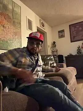 Snapshot of MrDickUdown24_7 chatting on 02.15.25 MrDickUdown24 7 online show from 02.15.25