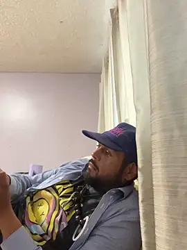 Snapshot of MrDickUdown24_7 chatting on 10.14.25 MrDickUdown24 7 online show from 10.14.25