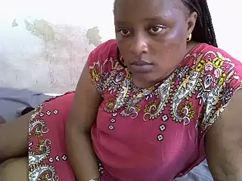 Snapshot of Crystal__Gee chatting on 12.24.24 Crystal  Gee online show from 12.24.24