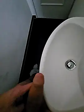 Snapshot of thesmiledoc chatting on 01.25.25 thesmiledoc online show from 01.25.25