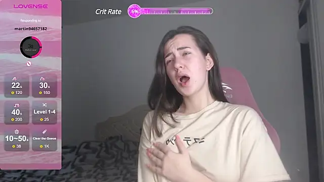 Snapshot of SweetieKendl chatting on 01.08.25 SweetieKendl online show from 01.08.25