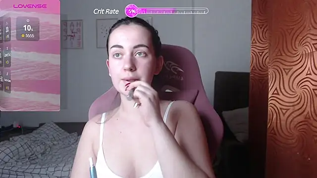 Snapshot of SweetieKendl chatting on 02.20.25 SweetieKendl online show from 02.20.25