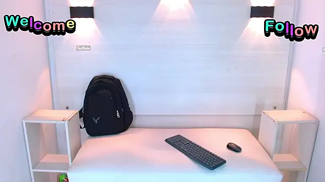 Snapshot of jeic_18 chatting on 09.09.25 jeic 18 online show from 09.09.25