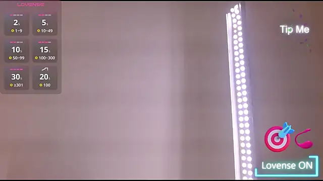 Snapshot of jeic_18 chatting on 09.19.25 jeic 18 online show from 09.19.25