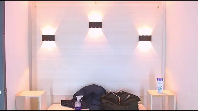 Snapshot of jeic_18 chatting on 10.06.25 jeic 18 online show from 10.06.25