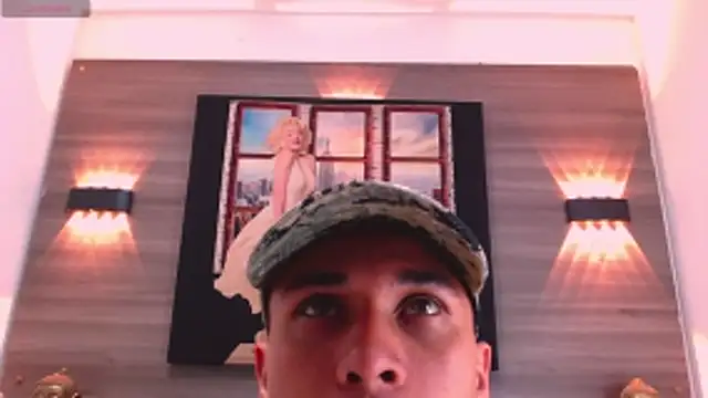 Snapshot of jeic_18 chatting on 11.03.25 jeic 18 online show from 11.03.25