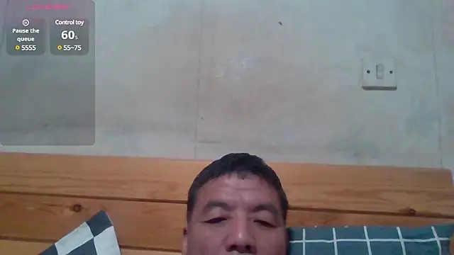 Snapshot of Beijing2000 chatting on 02.11.25 Beijing2000 online show from 02.11.25