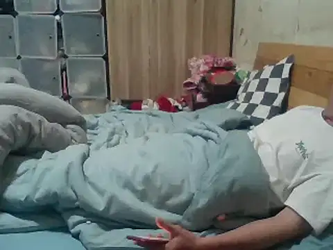 Snapshot of Beijing2000 chatting on 03.02.25 Beijing2000 online show from 03.02.25