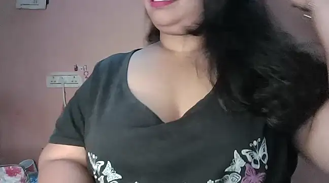Snapshot of Ravina_patil1 chatting on 01.17.25 Ravina patil1 online show from 01.17.25