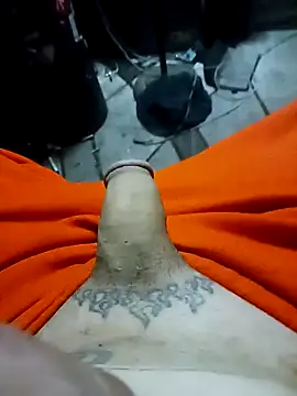 Snapshot of 2Hot2gether69 chatting on 03.05.25 2Hot2gether69 online show from 03.05.25