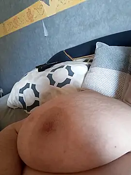 Snapshot of poussychats chatting on 03.16.25 poussychats online show from 03.16.25