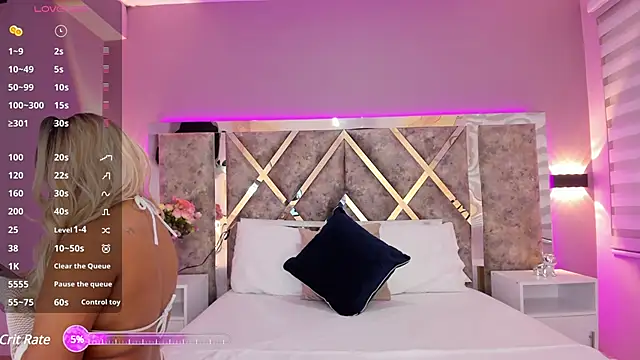 MarianaGarciaa   online show from 01.14.25