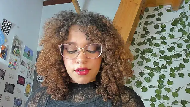 Snapshot of Ada_gales_ chatting on 12.05.24 Ada gales  online show from 12.05.24