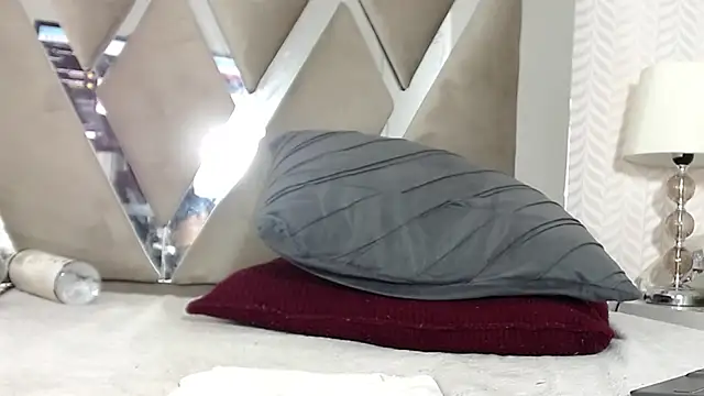 Snapshot of KasandraPhillips chatting on 02.21.25 KasandraPhillips online show from 02.21.25