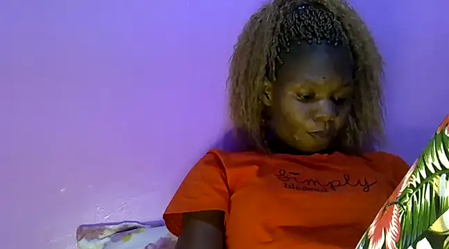 Snapshot of Cute_tamara chatting on 12.14.24 Cute tamara online show from 12.14.24