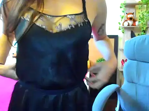 Moon-liza online show from 12.21.24