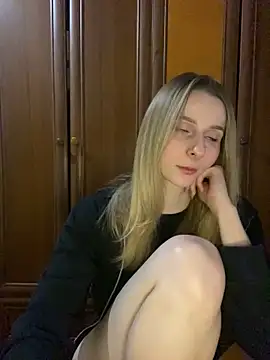 Snapshot of Ameli_Li chatting on 01.18.25 Ameli Li online show from 01.18.25