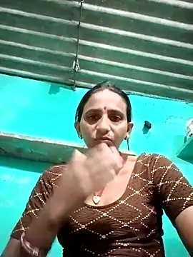 Snapshot of Baby__Shreya chatting on 09.27.25 Baby  Shreya online show from 09.27.25