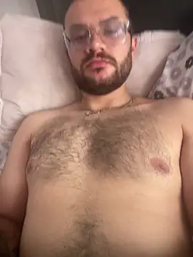 Snapshot of tony_hot12 chatting on 11.11.25 tony hot12 online show from 11.11.25