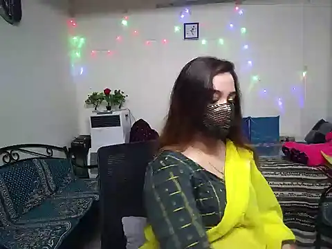 Snapshot of Arushisingh8888 chatting on 12.14.24 Arushisingh8888 online show from 12.14.24