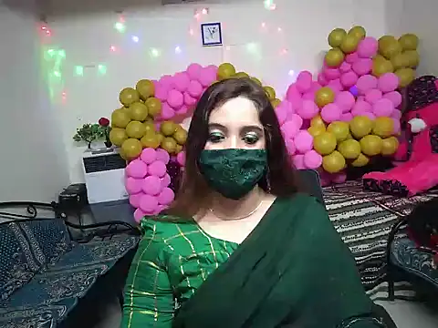 Snapshot of Arushisingh8888 chatting on 12.19.24 Arushisingh8888 online show from 12.19.24