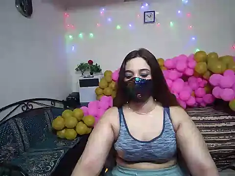 Snapshot of Arushisingh8888 chatting on 12.27.24 Arushisingh8888 online show from 12.27.24