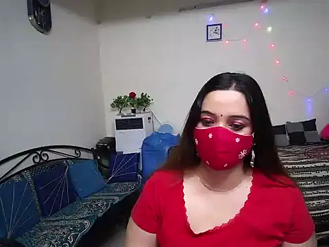 Snapshot of Arushisingh8888 chatting on 02.14.25 Arushisingh8888 online show from 02.14.25