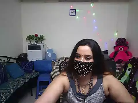 Snapshot of Arushisingh8888 chatting on 02.28.25 Arushisingh8888 online show from 02.28.25