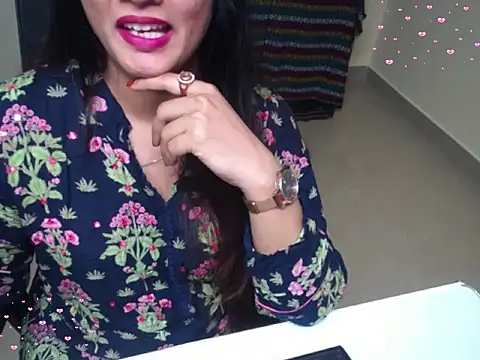 Snapshot of Arushisingh8888 chatting on 10.11.25 Arushisingh8888 online show from 10.11.25