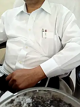 Snapshot of Hot-man39 chatting on 02.04.25 Hot-man39 online show from 02.04.25