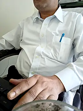 Snapshot of Hot-man39 chatting on 02.19.25 Hot-man39 online show from 02.19.25