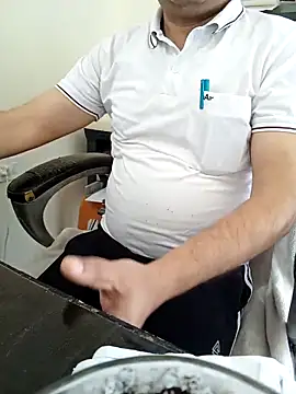 Snapshot of Hot-man39 chatting on 03.08.25 Hot-man39 online show from 03.08.25