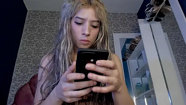 Snapshot of Samantha_cp_ chatting on 02.24.25 Samantha cp online show from 02.24.25