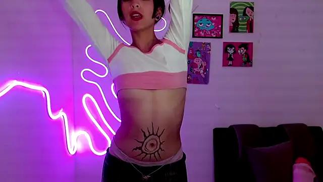 Snapshot of Kind_Scarlett chatting on 01.30.25 Kind Scarlett online show from 01.30.25