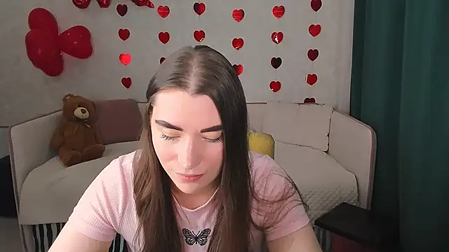 Snapshot of pussyhome2407 chatting on 02.18.25 pussyhome2407 online show from 02.18.25