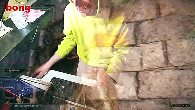 Snapshot of BongChannel chatting on 01.06.25 BongChannel online show from 01.06.25