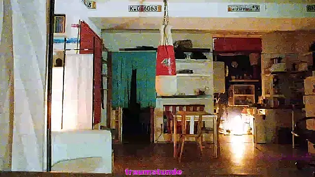 Snapshot of BongChannel chatting on 01.23.25 BongChannel online show from 01.23.25