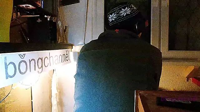 Snapshot of BongChannel chatting on 01.24.25 BongChannel online show from 01.24.25