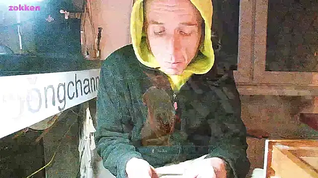 Snapshot of BongChannel chatting on 01.28.25 BongChannel online show from 01.28.25