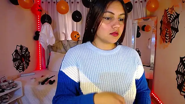 Snapshot of ashlei_ chatting on 10.25.25 ashlei online show from 10.25.25