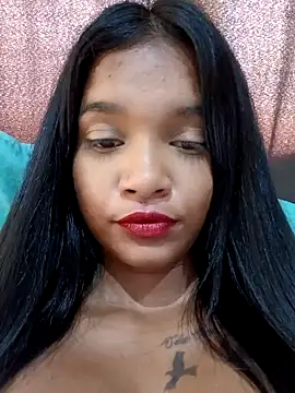 Snapshot of Indianqueen03 chatting on 01.10.25 Indianqueen03 online show from 01.10.25