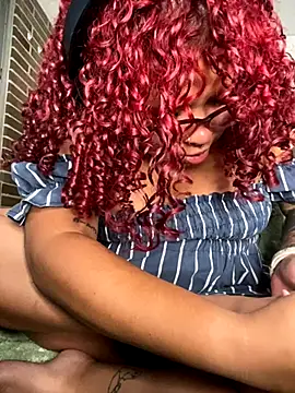 Snapshot of 6nalanie chatting on 11.09.25 6nalanie online show from 11.09.25