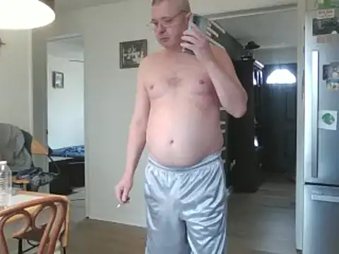 Snapshot of keiferkriss chatting on 02.26.25 keiferkriss online show from 02.26.25