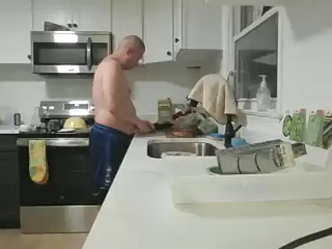 Snapshot of keiferkriss chatting on 03.01.25 keiferkriss online show from 03.01.25