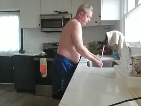 Snapshot of keiferkriss chatting on 03.10.25 keiferkriss online show from 03.10.25