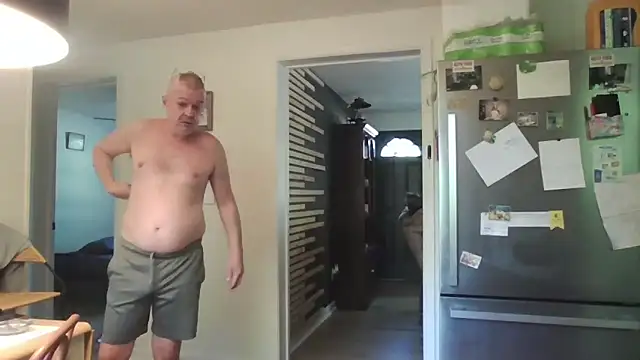 Snapshot of keiferkriss chatting on 09.09.25 keiferkriss online show from 09.09.25