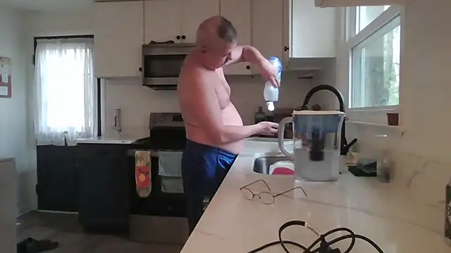 Snapshot of keiferkriss chatting on 10.06.25 keiferkriss online show from 10.06.25