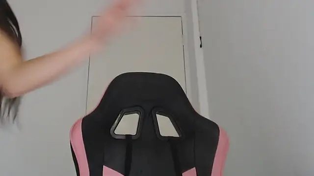 Snapshot of Emily_Guerra1 chatting on 02.27.25 Emily Guerra1 online show from 02.27.25