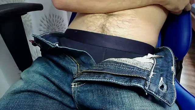 Snapshot of Jonnyyy18teen chatting on 10.05.25 Jonnyyy18teen online show from 10.05.25